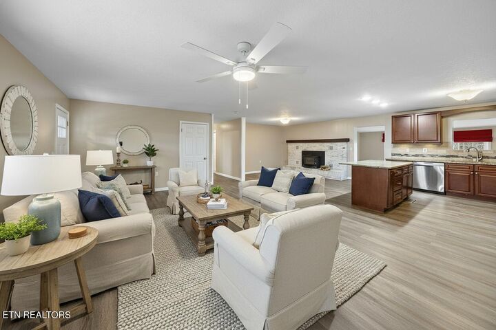 Property Photo: 161 Steele Rd TN 37885