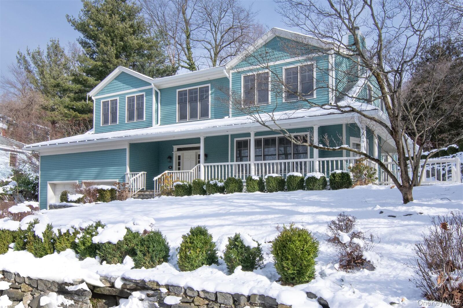 Property Photo:  81 Pinecrest Drive  NY 10706 