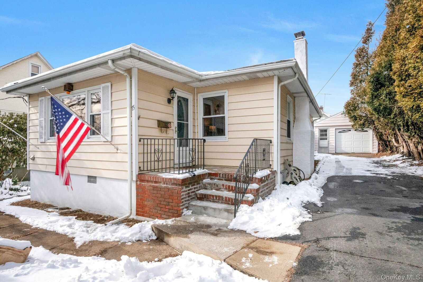 Property Photo:  15 N Evarts Avenue  NY 10523 