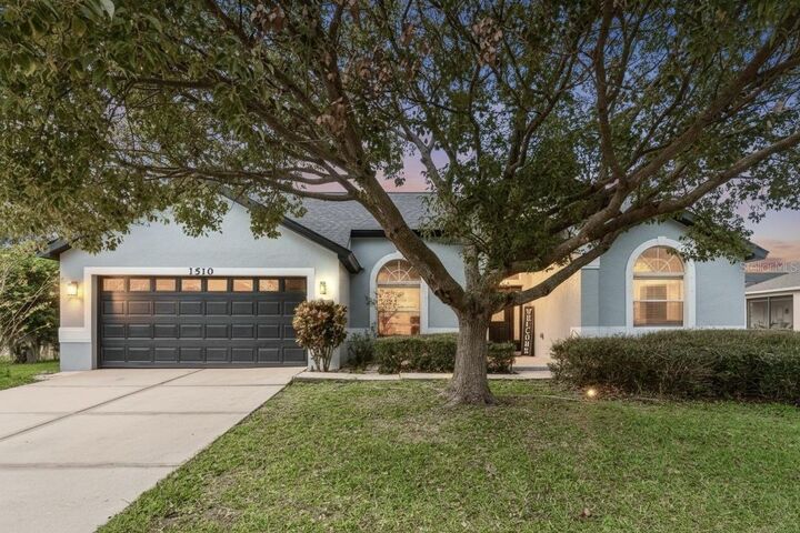 Property Photo: 1510 Gants Circle FL 34744