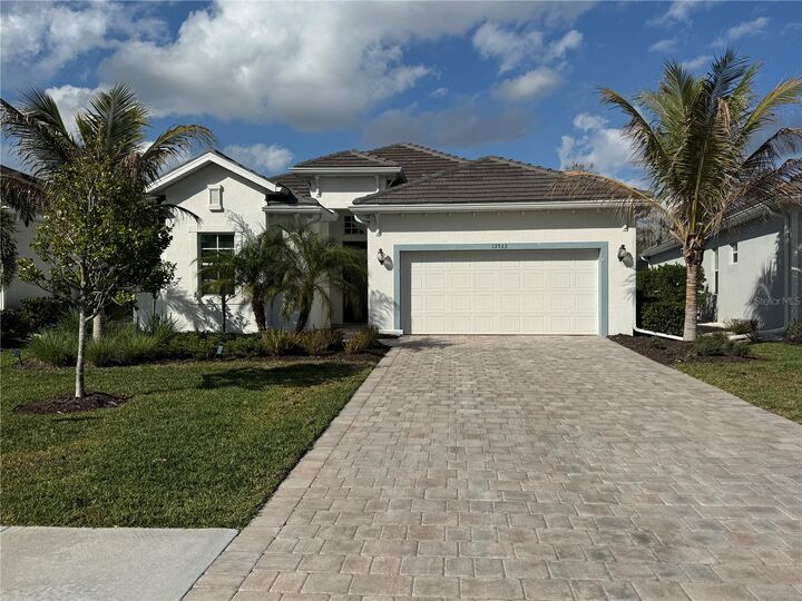 Property Photo: 13533 Blue Bay Circle FL 33913