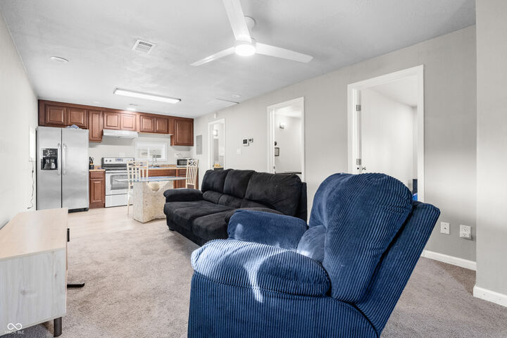 Property Photo: 1918 Elm Street IN 47201