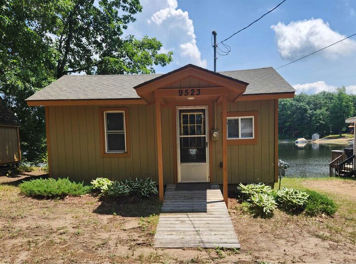 Property Photo:  9523-9525 Terry Street  MI 48632 
