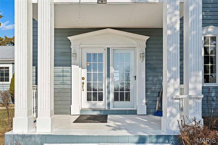 Property Photo:  100 Little White Oak Road  MO 63068 