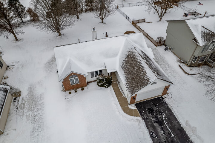 Property Photo:  4797 Lindbloom Lane  IL 61016 