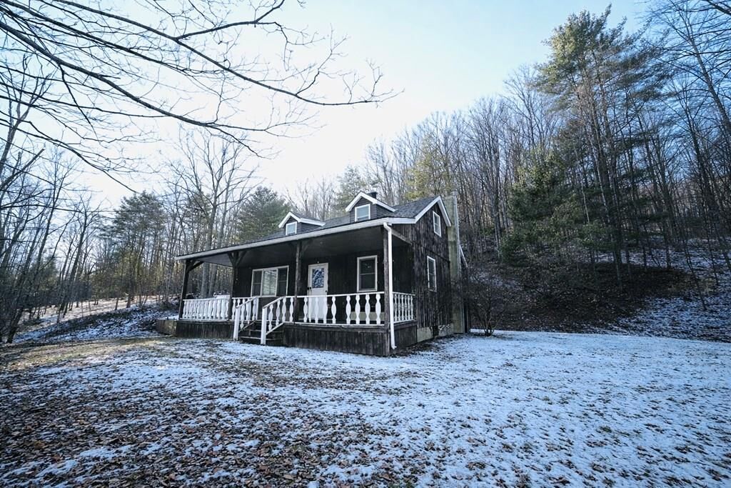 Property Photo:  2079 Cold Creek Rd  PA 18853 