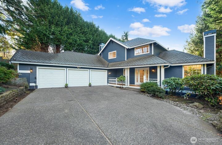 Property Photo: 6512 150th Place SE WA 98006
