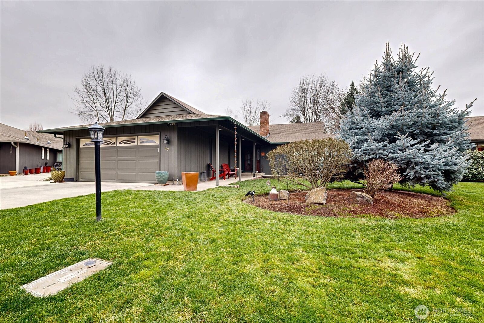 Property Photo: 1873 Rustic Place WA 99362