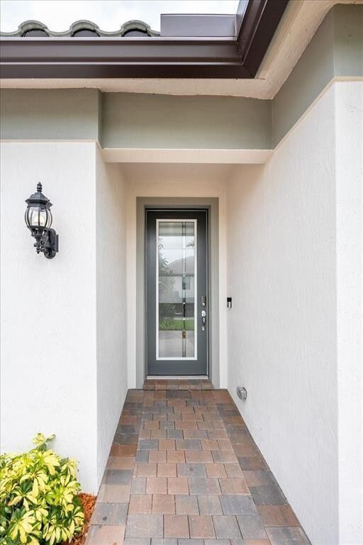 Property Photo: 373 SE Filoli Drive FL 34984