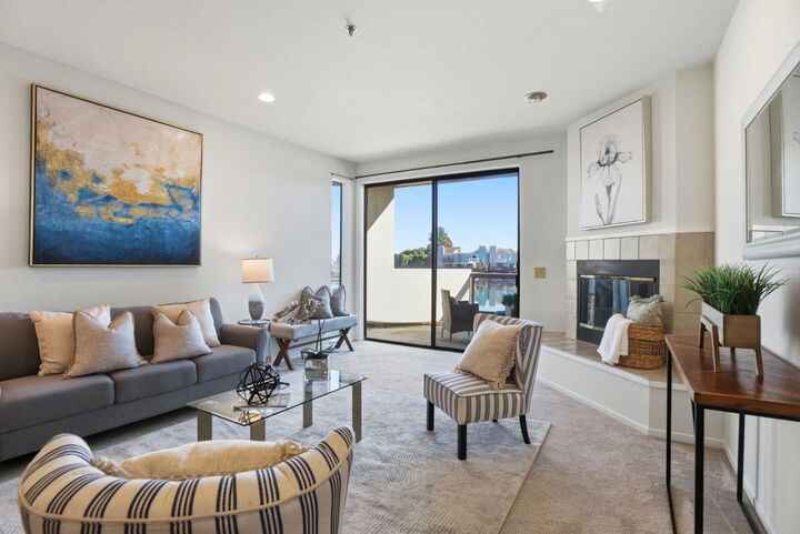 Property Photo:  139 Shorebird Circle  CA 94065 