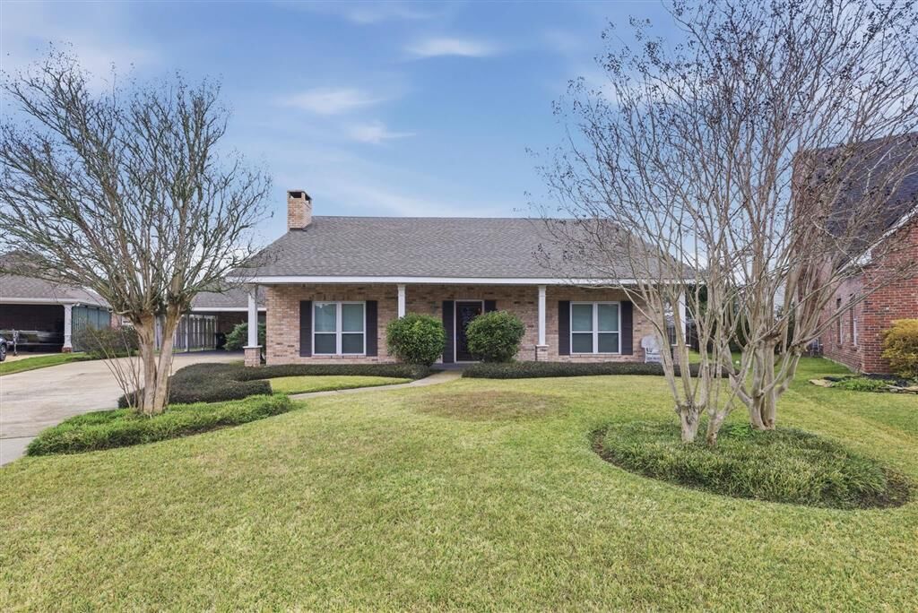 Property Photo:  1528 N Covey Lane N  LA 70605 