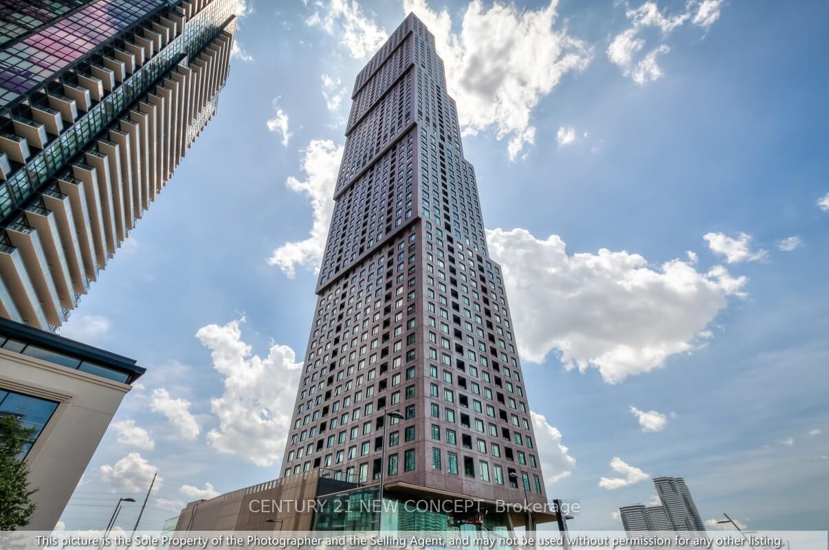 Property Photo:  2920 Highway 7 Road 3301  ON L4K 0P4 