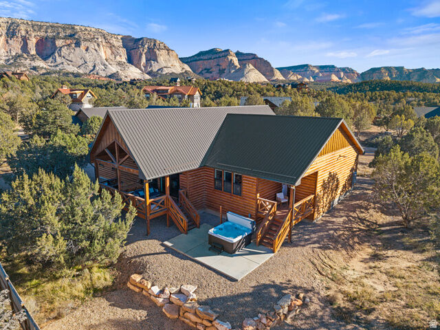 Property Photo:  1045 S Pinyon Pine Dr  UT 84758 