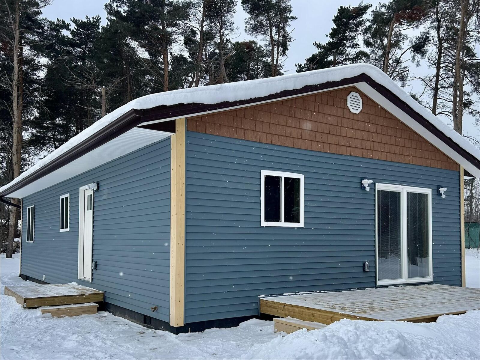 Property Photo:  6680 Bay Shore West Drive  MI 49720 