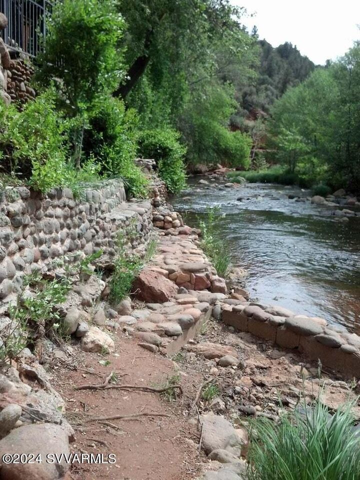 Property Photo:  1156 Az-179  AZ 86336 