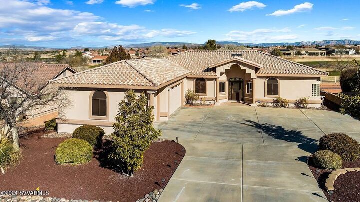 Property Photo:  1075 S Verde Santa Fe Parkway  AZ 86325 