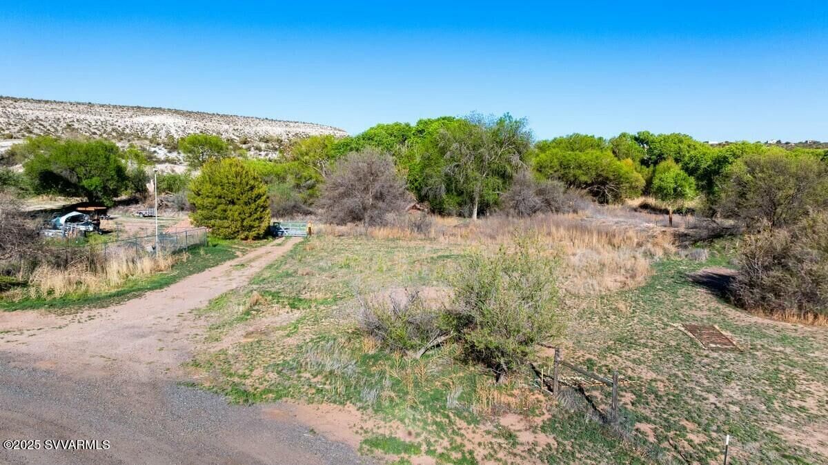 Property Photo:  1539 W Copper Circle  AZ 86322 