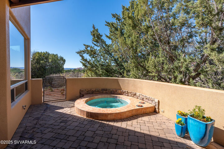 Property Photo:  80 Park Circle  AZ 86336 