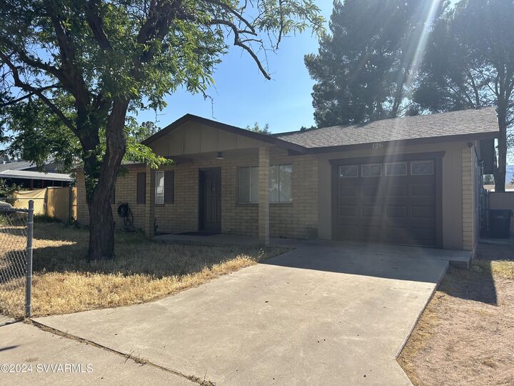 Property Photo:  126 S 10th Place  AZ 86326 