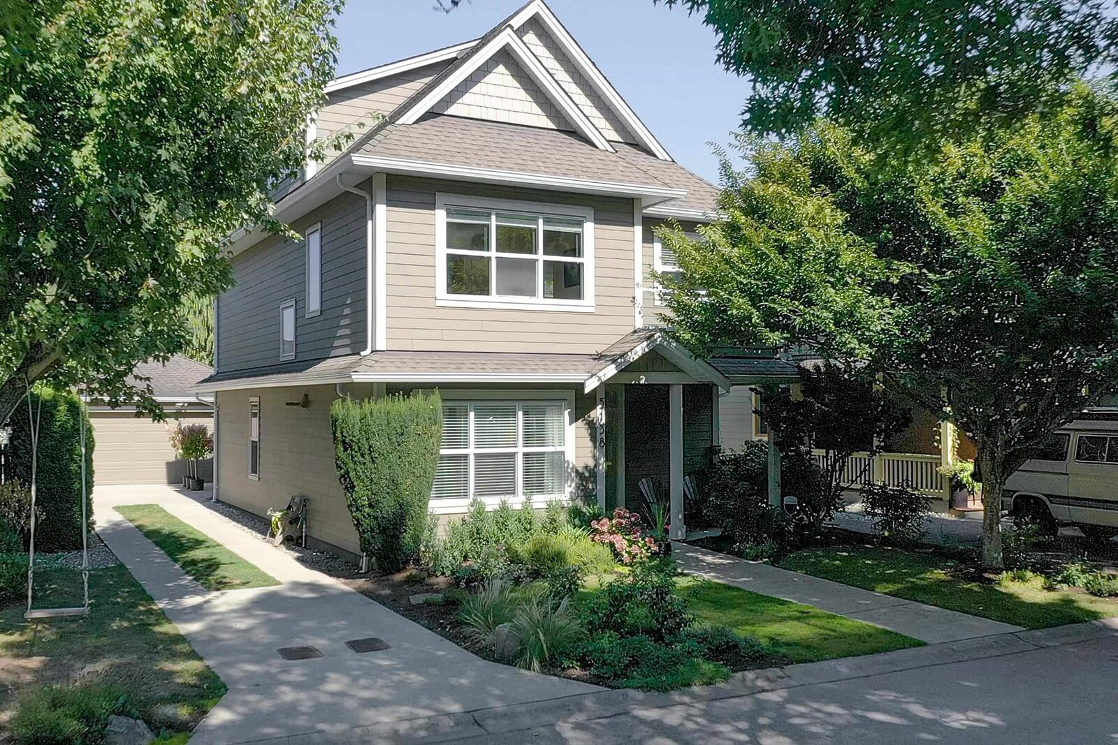 Property Photo:  5158 Westminster Lane  BC V4K 5G3 