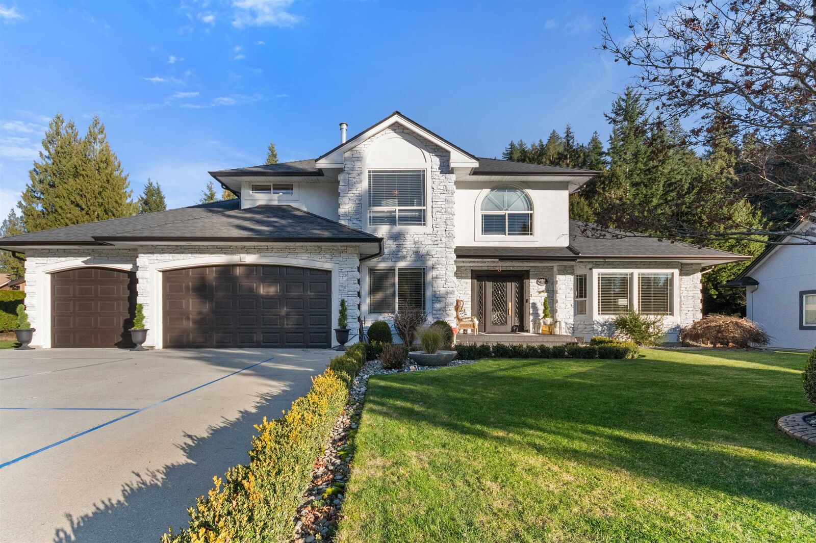 Property Photo:  45615 Rachael Place  BC V2R 5R3 