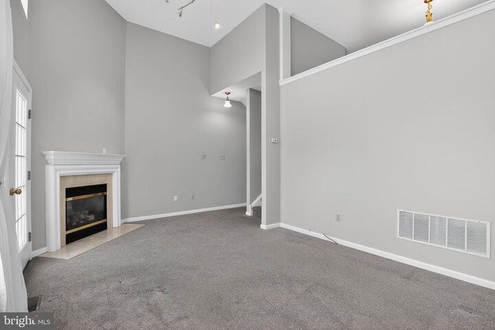 Property Photo: 415 Fort Hill Circle PA 19034