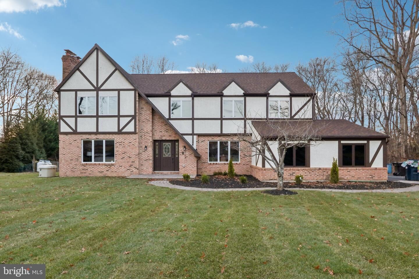 Property Photo:  923 Hunt Drive  PA 19067 