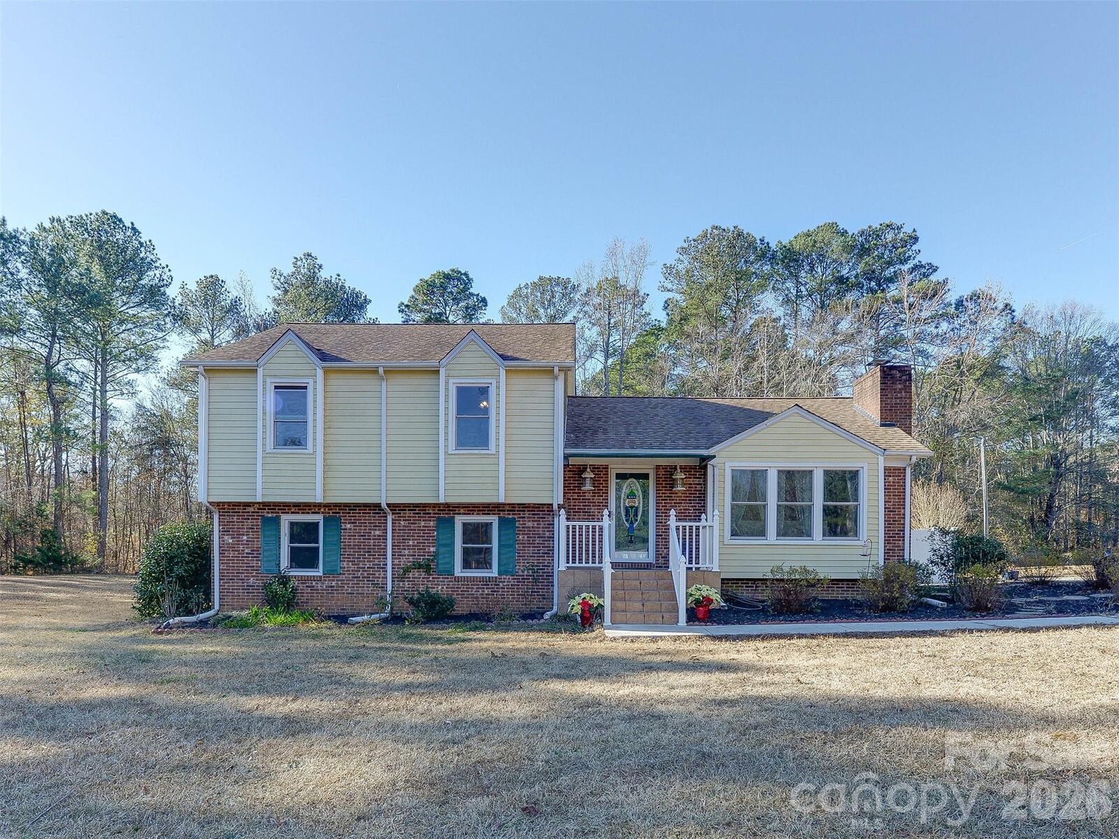 Property Photo: 3021 University Drive SC 29720
