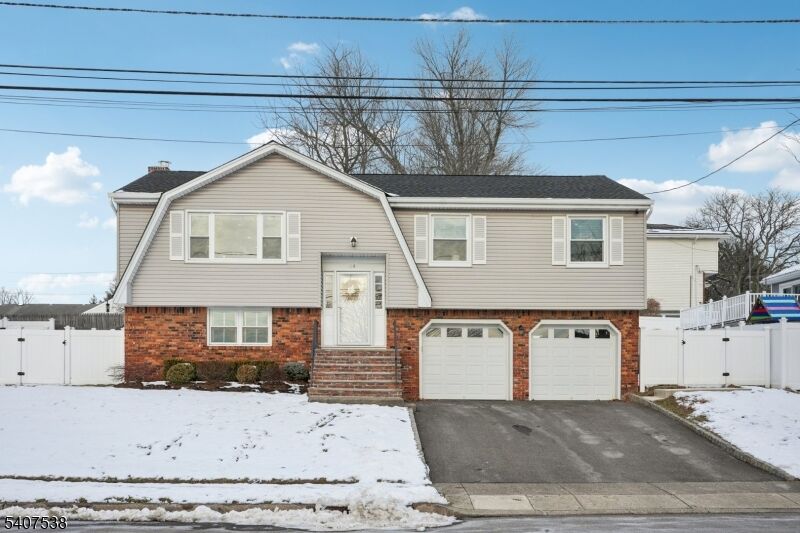 Property Photo: 14 Carr Pl NJ 07512