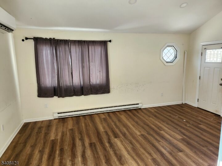 Property Photo:  18 Mountainside Dr  NJ 07461 