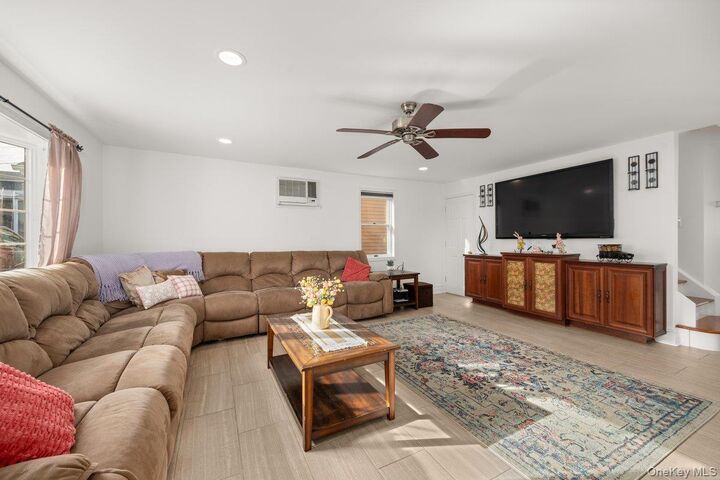 Property Photo:  19 W 13th Road  NY 11693 