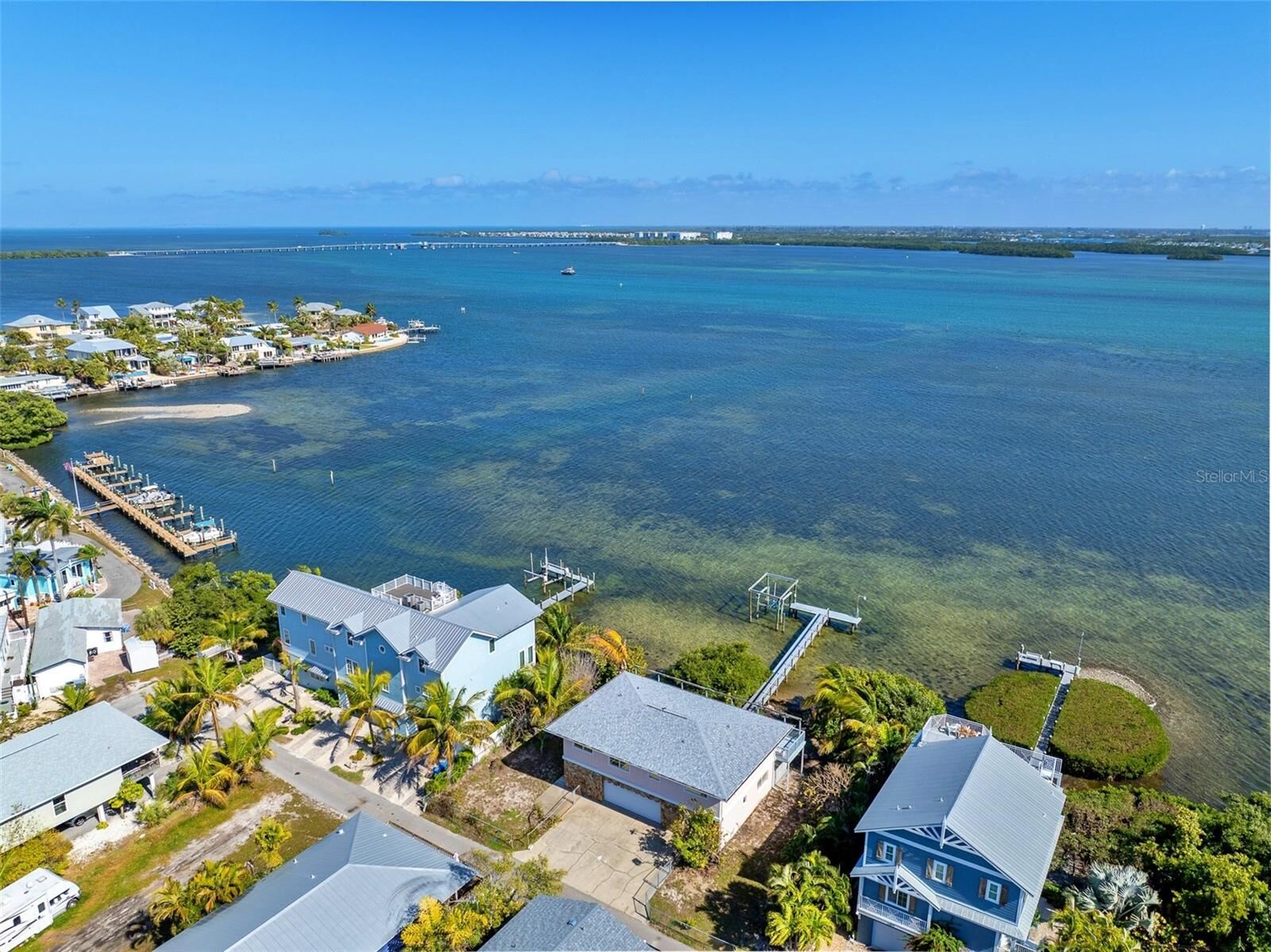 Property Photo:  2512 Avenue A  FL 34217 