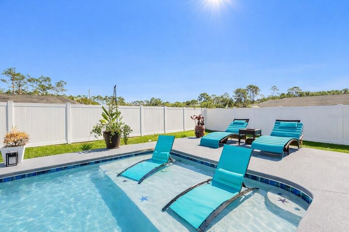 Property Photo:  14 Rybark Lane  FL 32164 