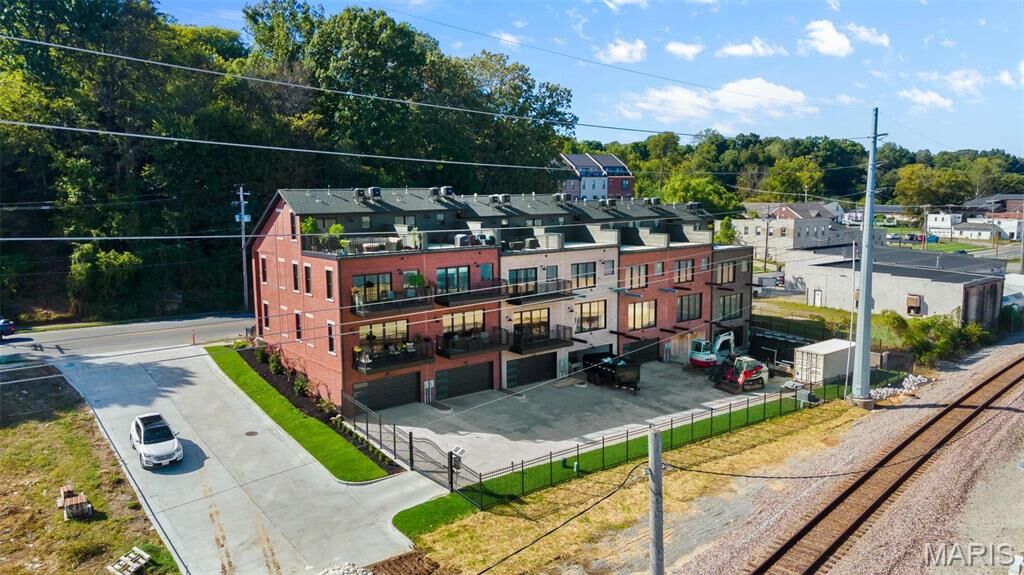 Property Photo: 290 N Main Street MO 63701