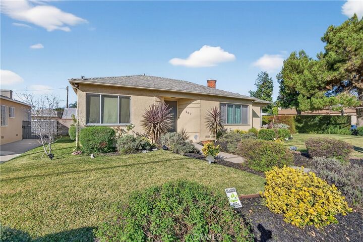 Property Photo:  807 S Verdugo Rd  CA 91205 