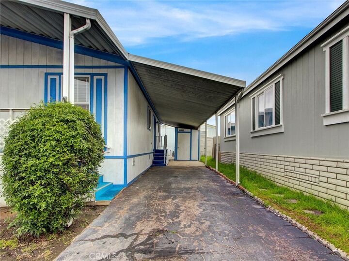 Property Photo:  14352 Beach 66  CA 92683 