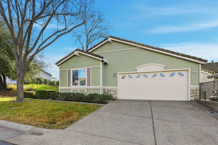 Property Photo: 682 Diamond Glen Circle CA 95630