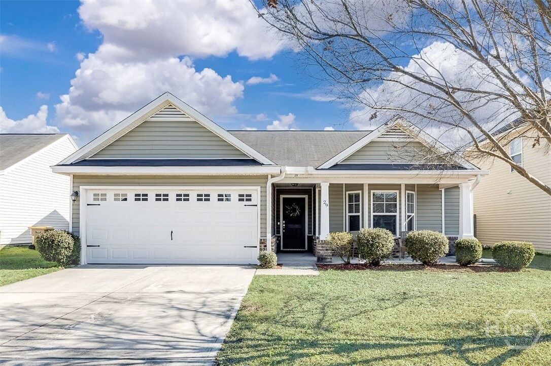Property Photo:  29 Roseberry Circle  GA 31407 