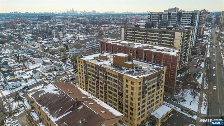 Property Photo:  344 Prospect Avenue 2E  NJ 07601 