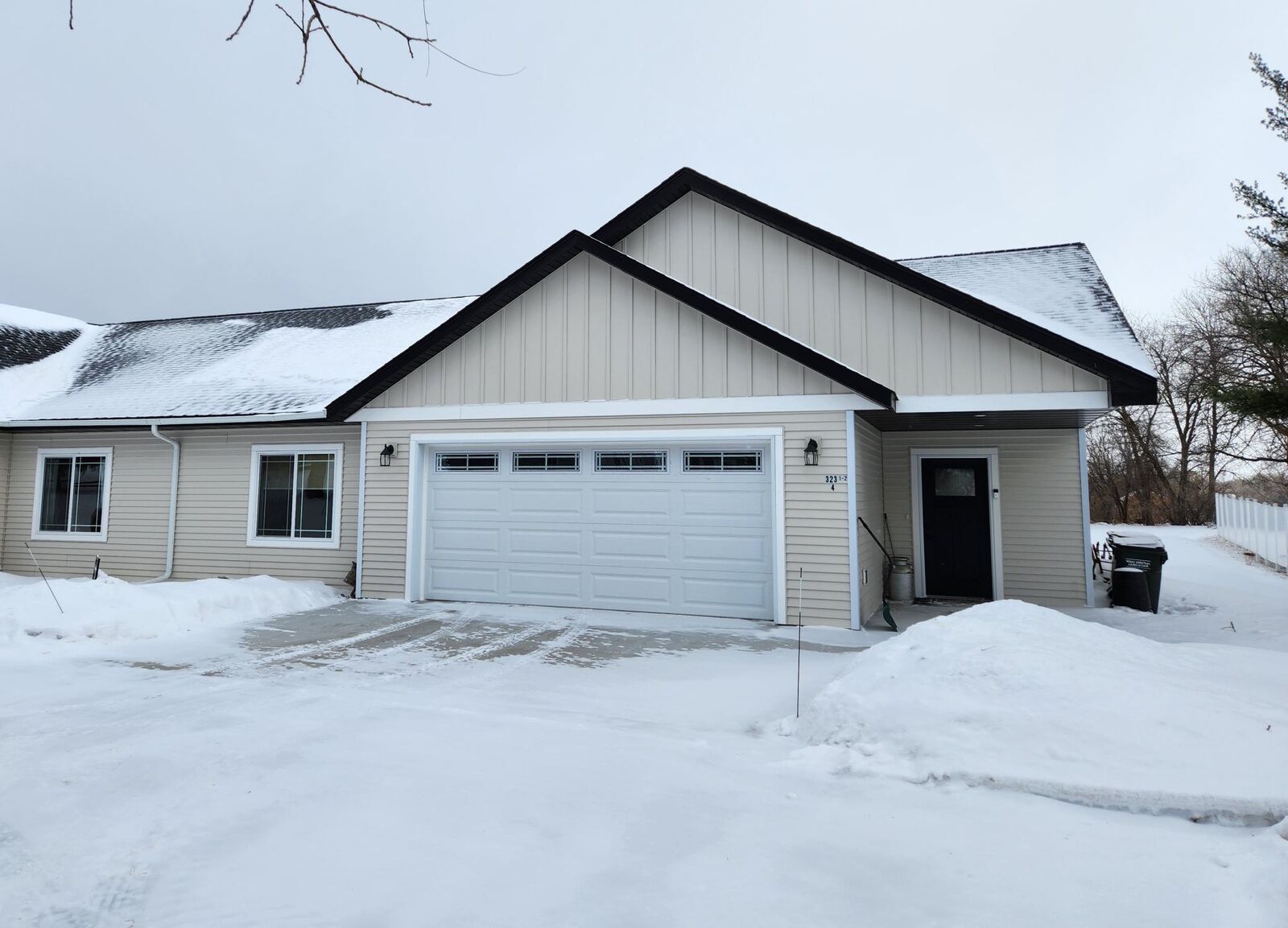 Property Photo:  323 1/2 Fairgrounds Road 4  MN 56308 
