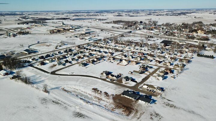 Property Photo:  212 E 11th Street SE  MN 56336 