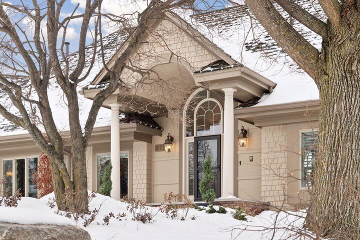 Property Photo:  675 Navajo Road W  MN 55340 