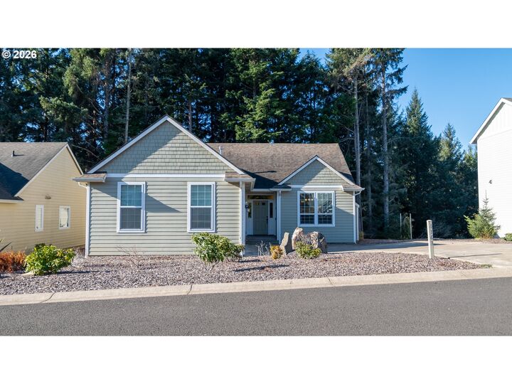 Property Photo:  4161 SE Inlet Ave  OR 97367 