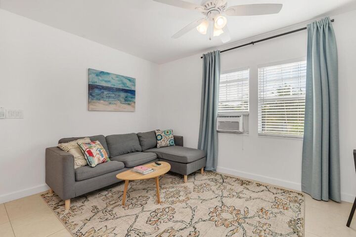 Property Photo:  2350 Parker Avenue  FL 33401 