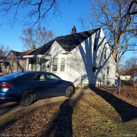 Property Photo: 18682 Sumner MI 48240