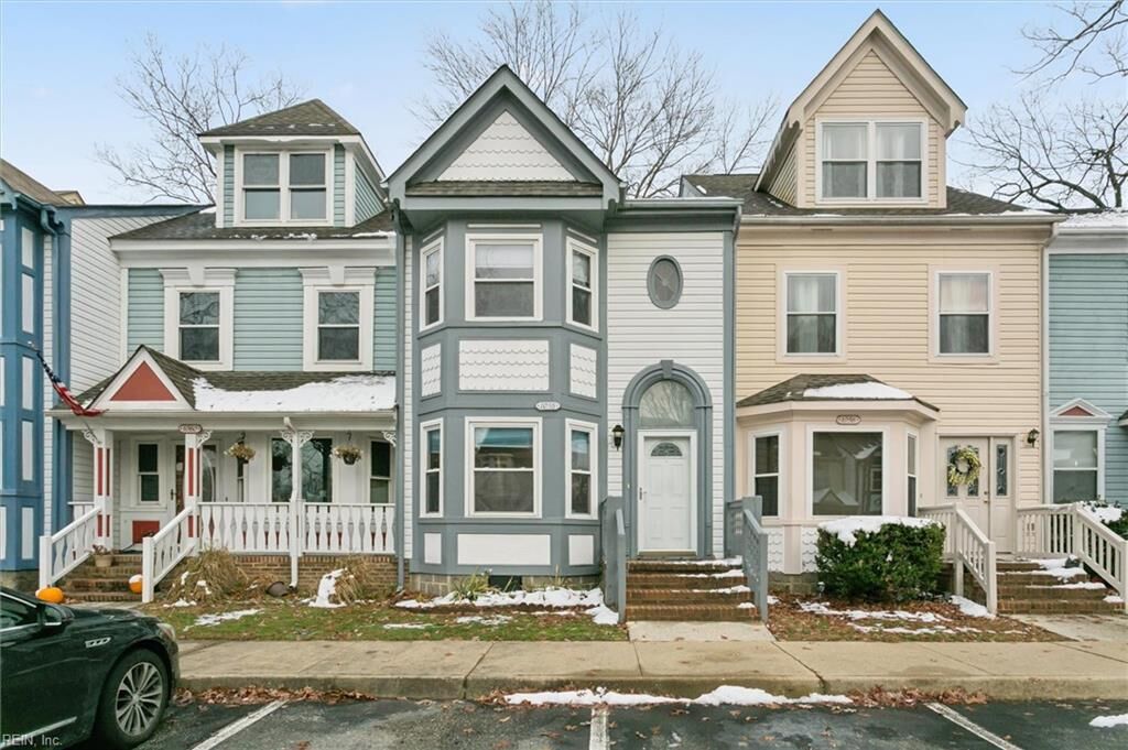 Property Photo:  1058 Palmerton Dr  VA 23602 