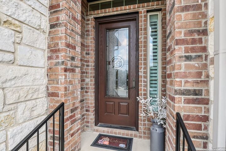 Property Photo:  1073 Stone Crossing  TX 78132 