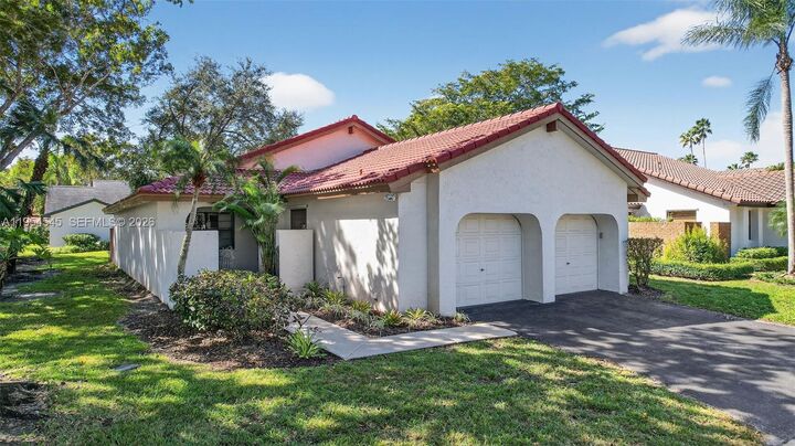 Property Photo:  2141 Austin  FL 33326 