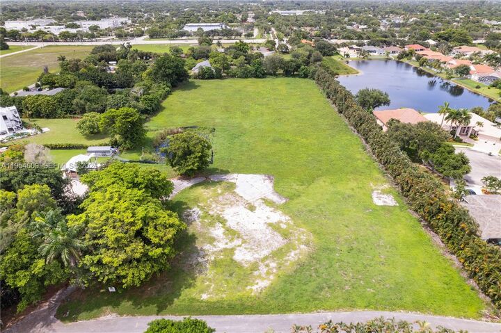 Property Photo:  3800 NW 91st Ave  FL 33024 