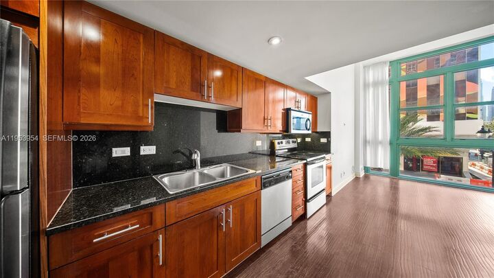 Property Photo:  111 E Flagler St 204  FL 33131 